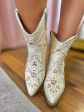 Load image into Gallery viewer, The Dalena Limited Edition Boot