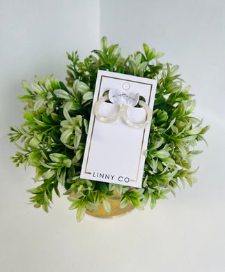 Holly-Mini Hoop-Ivory Pearl