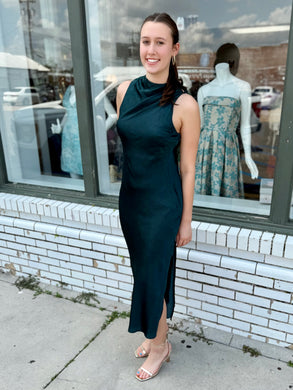 The Effortless Elegance Midi Dress
