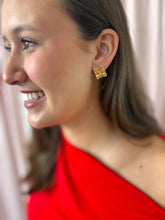 Load image into Gallery viewer, The Taya Woven Earring