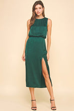 Load image into Gallery viewer, An After Dark Midi-Hunter Green