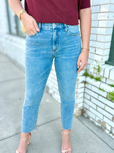 Load image into Gallery viewer, The Jeanne Cropped Flare-Light Wash