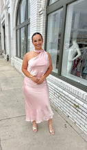 Load image into Gallery viewer, Blush Rush Satin Set