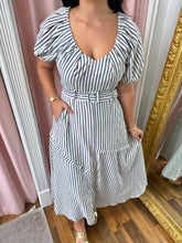 Load image into Gallery viewer, Timeless Tide Midi Dress