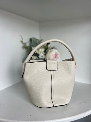 The Farrah Bucket Handbag