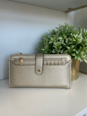 The Macy Snap Wallet