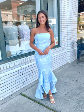 In Her Gracefulness Maxi Dress