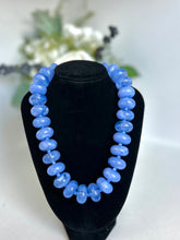 Load image into Gallery viewer, The Resin Crush Beaded Necklace