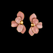 Load image into Gallery viewer, Chica Floral Earrings-Pink