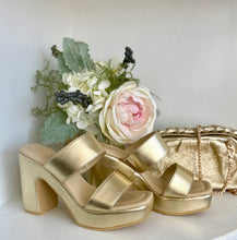 Load image into Gallery viewer, Strike Gold Platform Heels