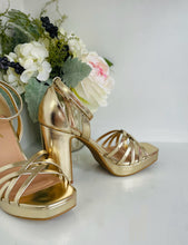 Load image into Gallery viewer, Golden Hearts Block Heel