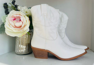 Song of the South White Bootie