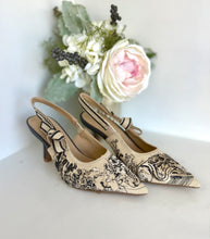 Load image into Gallery viewer, Blue Botanica Heels