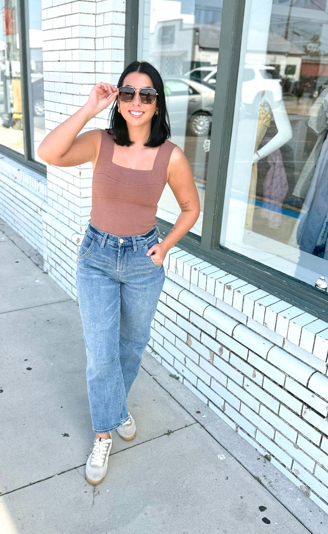 Allure Essential Top-Brown