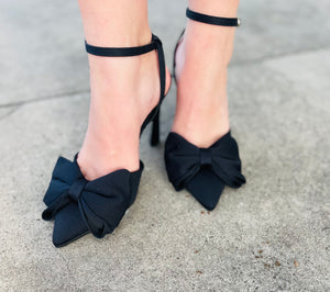 Embrace the Bow Life Heel