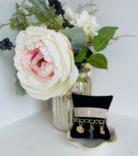 Load image into Gallery viewer, LSU Charm Bracelet