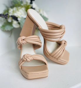 All Knotted Up Heel