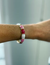Load image into Gallery viewer, Abstract Gold Bangles-Medium