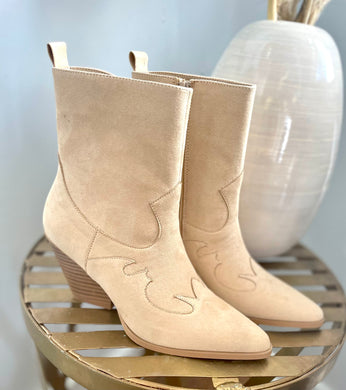 Golden Prairie Boots