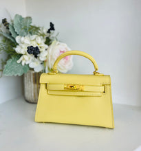 Load image into Gallery viewer, The Mal Mini Purse
