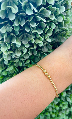 The Caroline Gold Stretch Bracelet