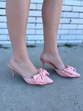 Load image into Gallery viewer, The Pretty in Poise Heel