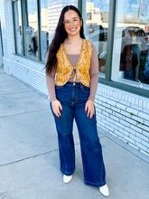 Load image into Gallery viewer, Petal &amp; Pine Vest-Mustard