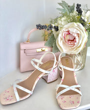 Load image into Gallery viewer, Pretty Please Rose Heel