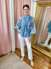 Load image into Gallery viewer, Sweet Blossoms Top