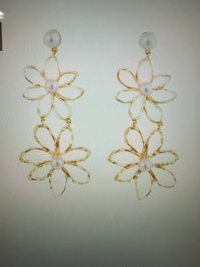 The Payton Floral Earrings