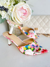 Load image into Gallery viewer, Painted Petal Heels