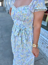 Load image into Gallery viewer, Butterfly Kisses Midi Dress