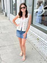 Load image into Gallery viewer, Resting Beach Top