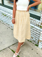 Load image into Gallery viewer, Sunny Side Pleated Midi Skirt