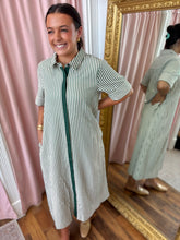Load image into Gallery viewer, Freshly Picked Midi Dress