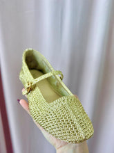Load image into Gallery viewer, Champagne Chic Flat