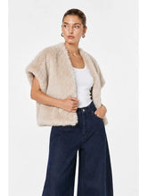 Load image into Gallery viewer, Fur The Moment Vest