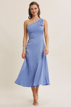 Load image into Gallery viewer, Blow Me Away Midi Dress