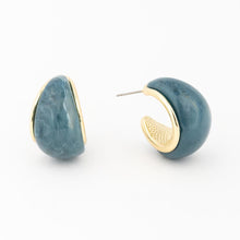 Load image into Gallery viewer, The Veyda Hoop Earrings