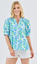 Load image into Gallery viewer, Hydrangea Honey Top