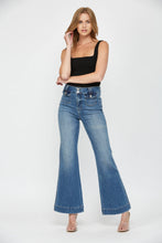 Load image into Gallery viewer, Timeless Flat Pocket Denim