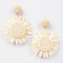 Load image into Gallery viewer, Flower Burst Earring