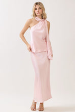 Load image into Gallery viewer, Blush Rush Satin Set