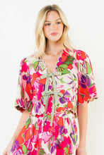 Load image into Gallery viewer, Scallop &amp; Swoon Top